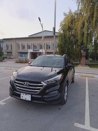 Hyundai Tucson III 2.0 AT 4WD