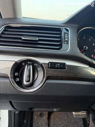 Volkswagen Passat B8 2.0 AMT