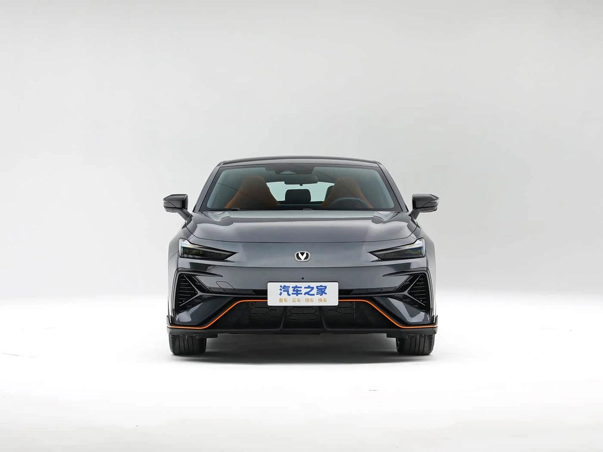 Changan UNI-V 2.0 AT