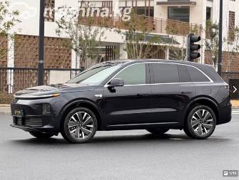 LiXiang L6 1.5hyb AT 4WD