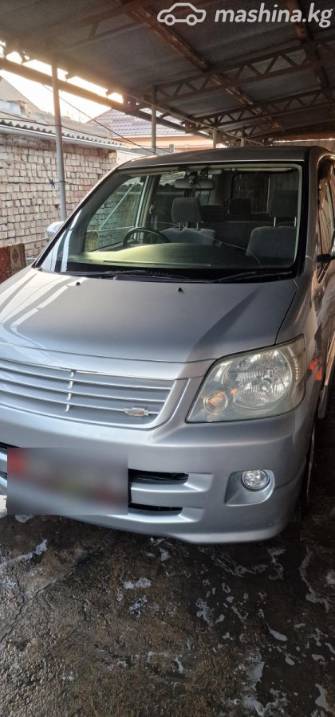 Toyota Noah I (R60) 2.0 AT 4WD