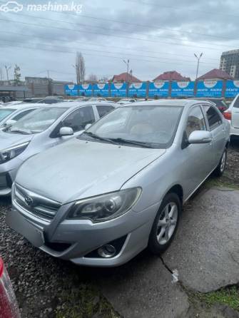 Toyota Corolla XI (E160, E170, E180) Рестайлинг 1 1.6 MT