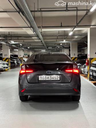 Toyota Prius IV Рестайлинг (XW50) 1.8hyb AT