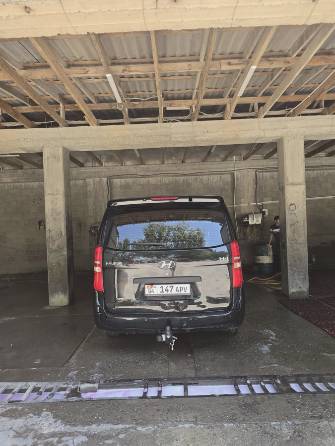 Hyundai Starex (H-1) Hyundai Starex (H-1) II 2.4 MT