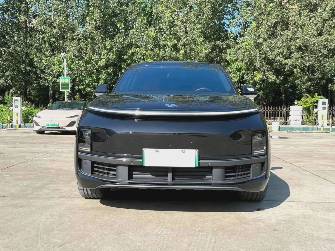 LiXiang L8 Рестайлинг 1.5hyb AT 4WD