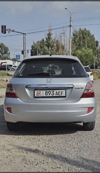 Honda Civic VII Рестайлинг 1.4 MT