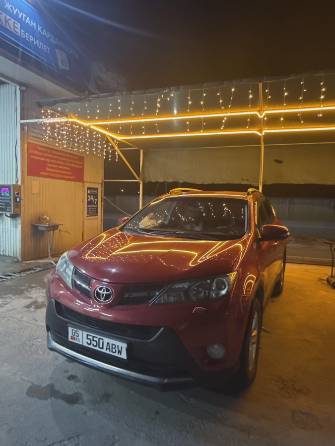 Toyota RAV4 IV (XA40) 2.5 AT 4WD
