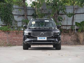 Volvo XC90 II Рестайлинг 2.0 AT