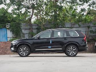 Volvo XC90 II Рестайлинг 2.0 AT
