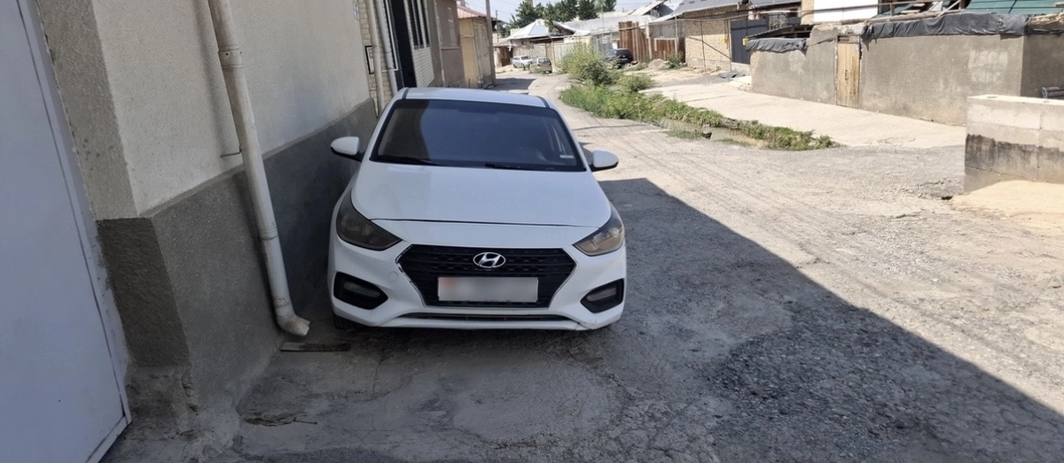 Открыть фото Hyundai Solaris II 1.6 AT