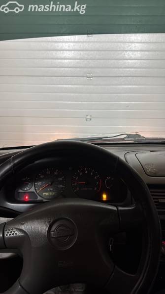 Nissan Sentra V (B15) 1.8 AT