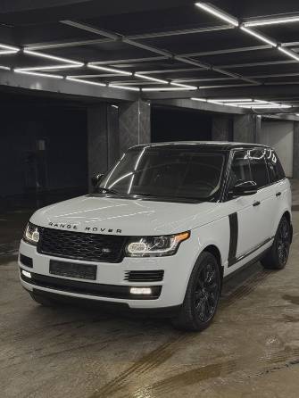 Land Rover Range Rover IV 4.4d AT 4WD