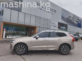 Volvo XC60 II Рестайлинг 2.0 AT