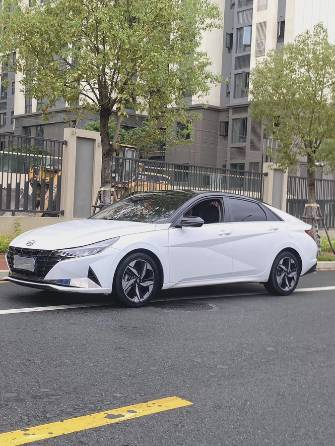 Hyundai Elantra VII (CN7) 1.5 CVT