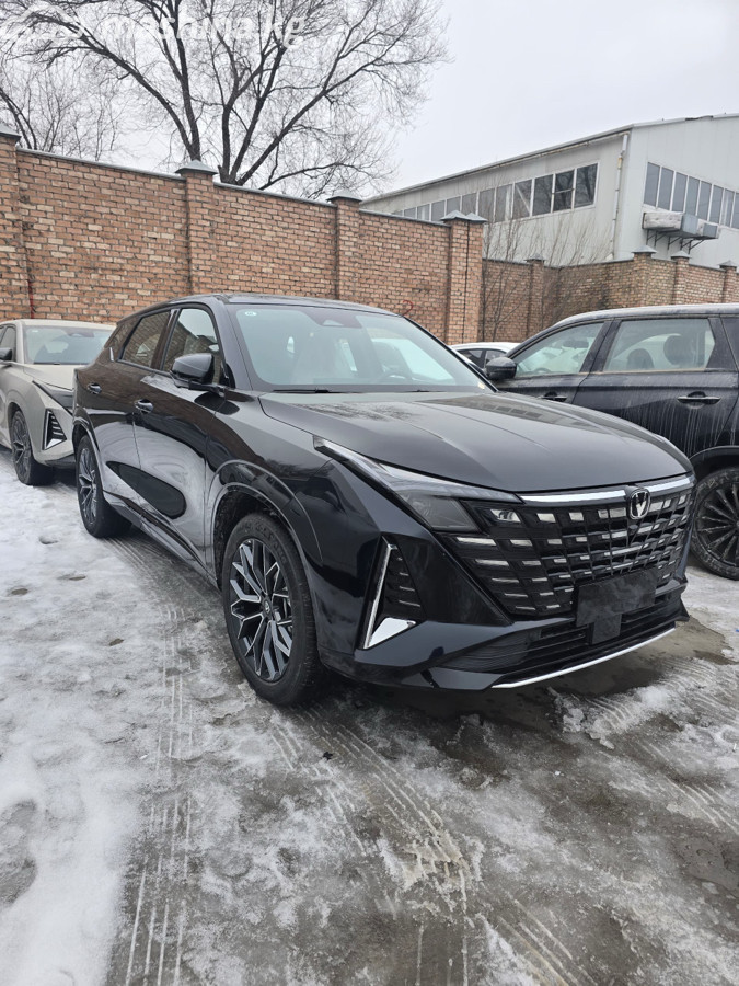Changan UNI-Z 1.5 AMT