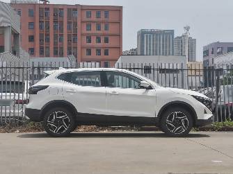 Nissan Qashqai II Рестайлинг 2 2.0 CVT