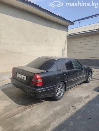 Mercedes-Benz C-Класс I (W202) Рестайлинг 180 1.8 MT