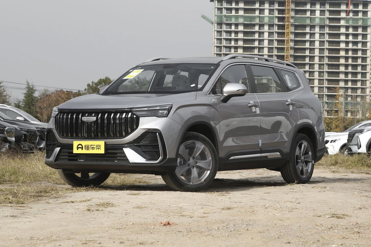 Geely Haoyue L 2.0 AMT