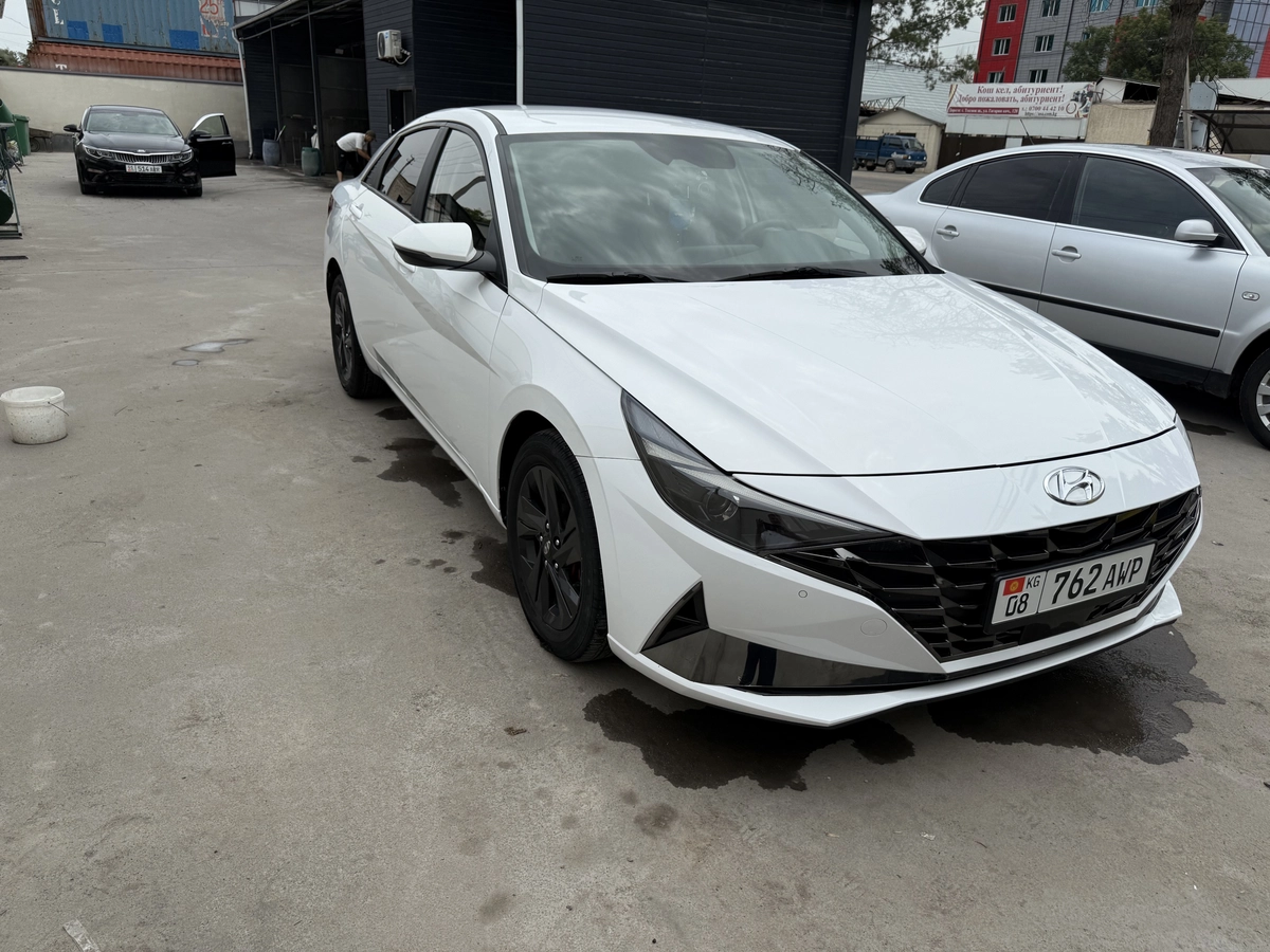 Открыть фото Hyundai Avante VII 1.6 CVT