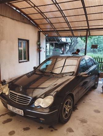 Mercedes-Benz C-Класс II (W203) 200 2.0 MT