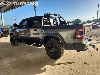 RAM 1500 V Quad Cab 5.7 AT 4WD