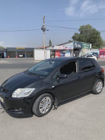 Toyota Auris I 1.6 AT