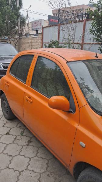 Nissan March III (K12) 1.2 AT