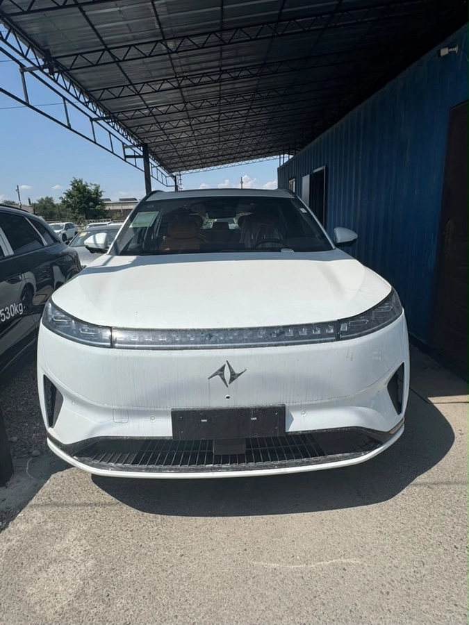 Dongfeng eπ 008 82.28 kWh 1.5hyb AT 4WD