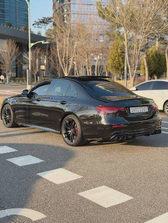 Mercedes-Benz E-Класс AMG V (W213) Рестайлинг 53 AMG 3.0 AT 4WD