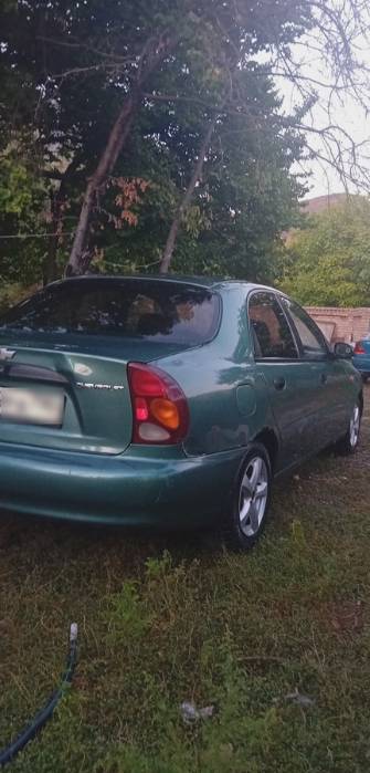 Chevrolet Lanos I 1.5 MT