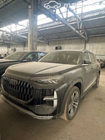 Audi Q6 40 TFSI 2.0 AMT 4WD