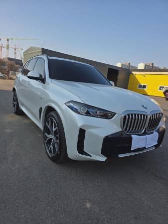 BMW X5 IV (G05/G18) Рестайлинг 40i 3.0 AT 4WD