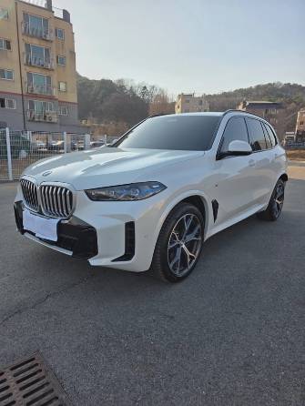 BMW X5 IV (G05/G18) Рестайлинг 40i 3.0 AT 4WD