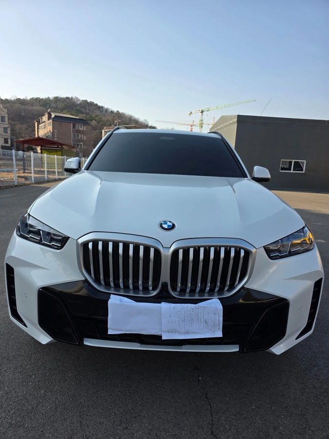 Открыть фото BMW X5 IV (G05/G18) Рестайлинг 40i 3.0 AT 4WD