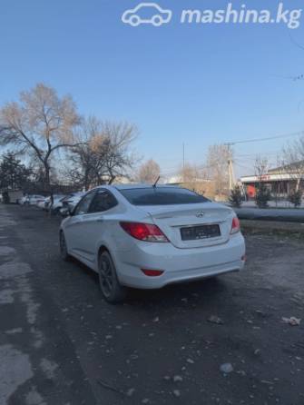 Hyundai Accent IV 1.6 AT