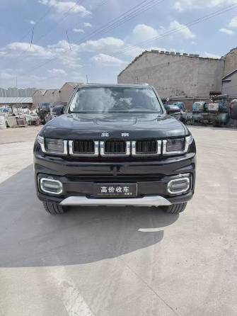 BAIC BJ60 2.0 AT 4WD