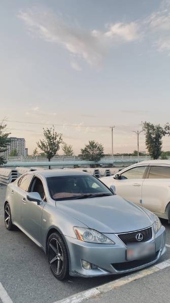 Lexus IS II 250 2.5 AT
