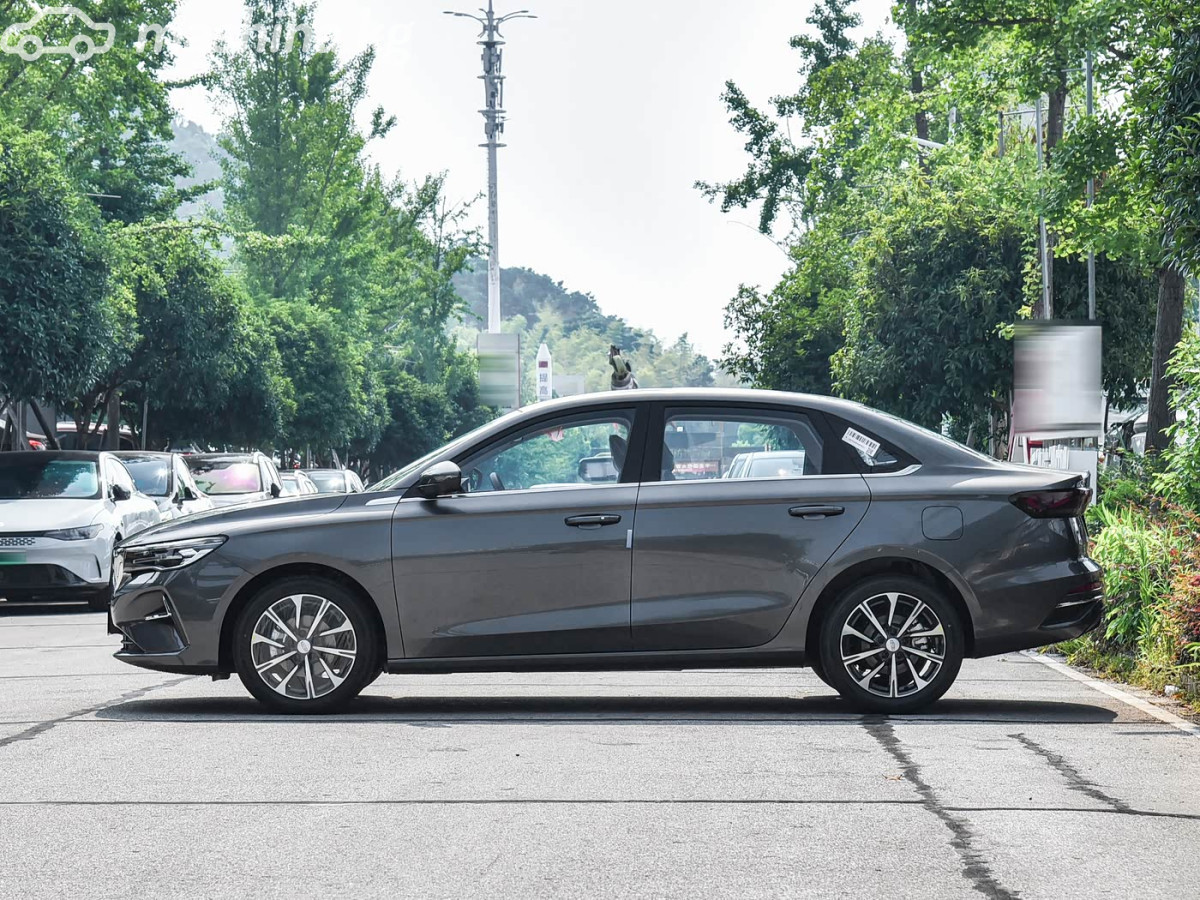 Geely Emgrand II 1.5 MT