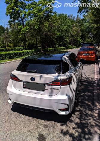 Lexus CT I Рестайлинг 200h 1.8hyb CVT