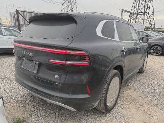 Zeekr 8X 2.0hyb AT 4WD