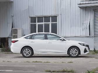 Changan Eado Plus 1.6 CVT