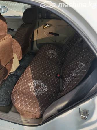 Daewoo Nubira II 1.5 MT