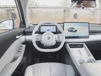 Baojun Cloud Electro AT