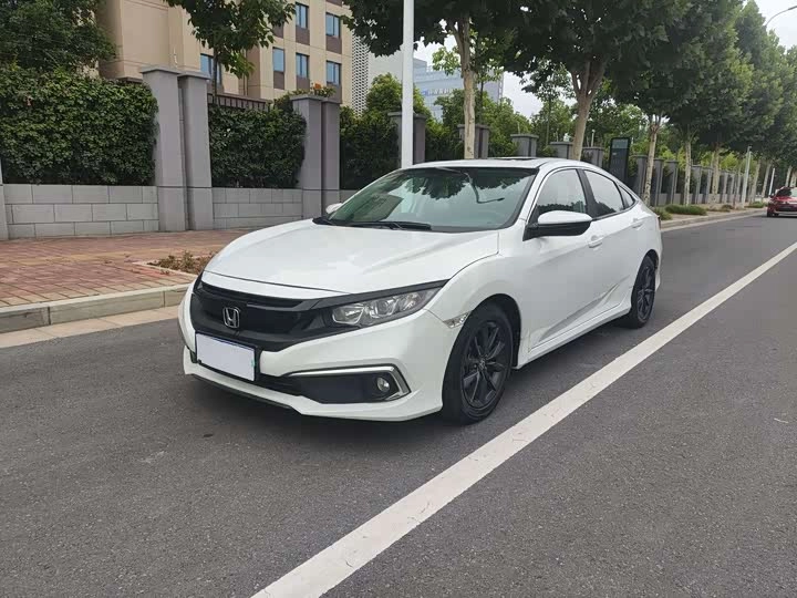 Honda Civic X 1.5 CVT