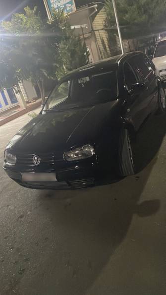 Volkswagen Golf GTI IV 1.8 MT