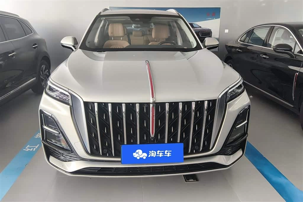 Открыть фото Hongqi HS5 I 2.0 AT