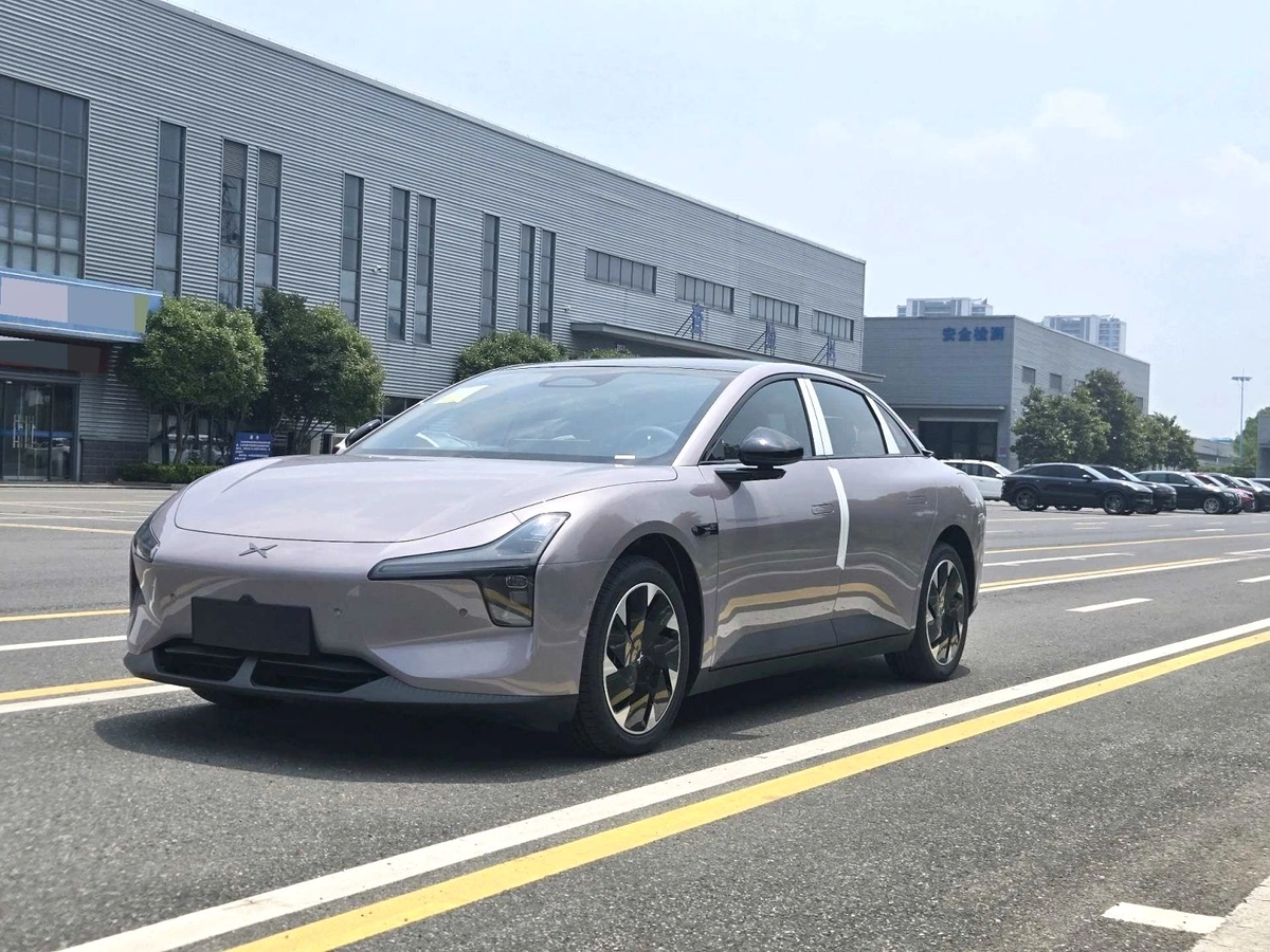 Xpeng Mona M03 Electro AT