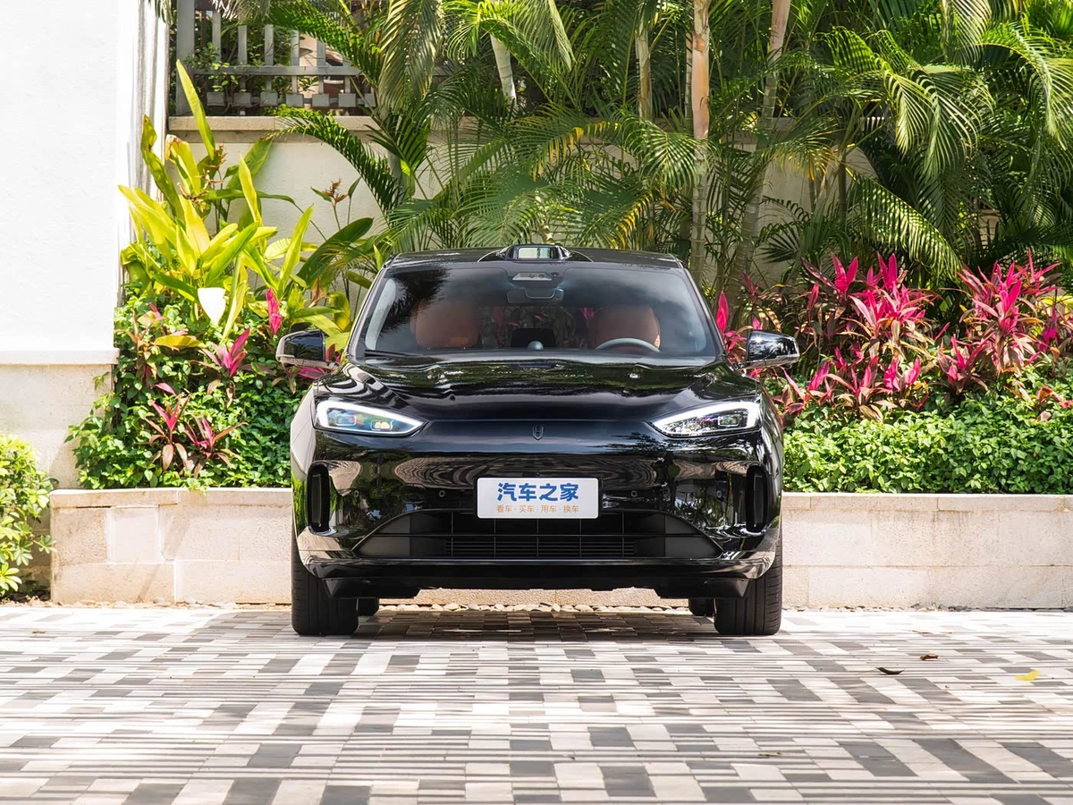 Aito M5 EV Electro AT