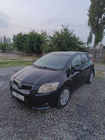 Toyota Auris I 1.6 MT