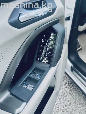Audi Q5 Sportback I (FY) 40 TFSI 2.0 AMT 4WD